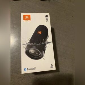 Black JFL flip 5 waterproof portable speaker